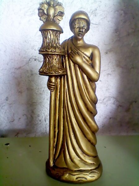 IMAGEM DE DE ORIXÁS EM OURO ENVELHECIDO 35 CM